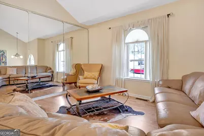 6027 Arbor Links Road, Lithonia, GA 30058 - Photo 9