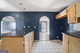 3785 Soapstone Rd, Decatur, GA 30034 - Photo 5