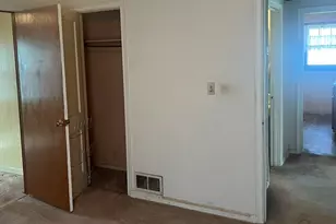 875 Dennis Dr, Forest Park, GA 30297 - Photo 17