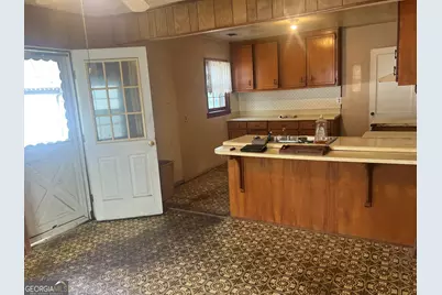 875 Dennis Dr, Forest Park, GA 30297 - Photo 7