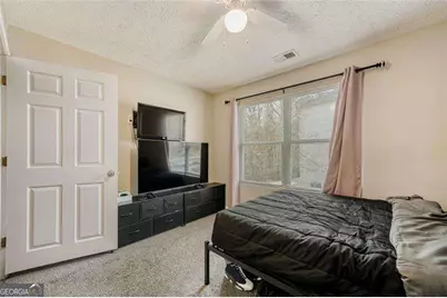 10204 Fairington Ridge Circle, Lithonia, GA 30038 - Photo 9