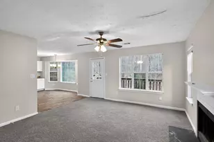 5814 Shadow Creek Dr, Lithonia, GA 30058 - Photo 5