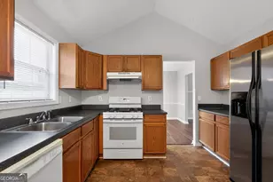 7888 Providence Point Way, Lithonia, GA 30058 - Photo 19