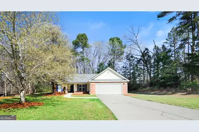 396 E Sycamore Drive, Winder, GA 30680 - Photo 1