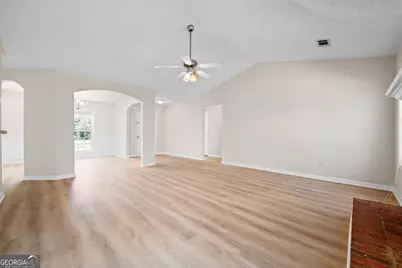 396 E Sycamore Drive, Winder, GA 30680 - Photo 15