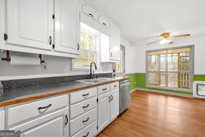 156 Pine Street, Covington, GA 30014 - Photo 17