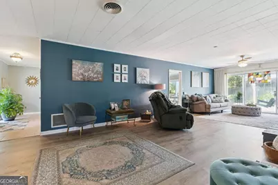 2820 Wildwood Drive, Brunswick, GA 31520 - Photo 9