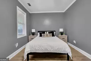 1960 Sterling Oaks Cir NE, Atlanta, GA 30319 - Photo 3