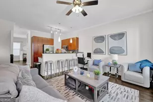 1960 Sterling Oaks Cir NE, Atlanta, GA 30319 - Photo 17