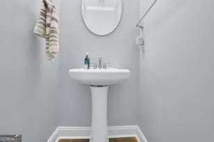 1960 Sterling Oaks Cir NE, Atlanta, GA 30319 - Photo 13