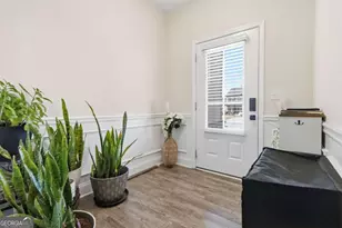 212 Sophie Cir, Locust Grove, GA 30248 - Photo 5