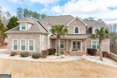 1227 Castle Point Court SW, Conyers, GA 30094 - Photo 3