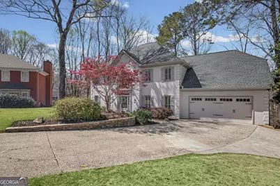 3373 Lake Crest Lane NE, Roswell, GA 30075 - Photo 11