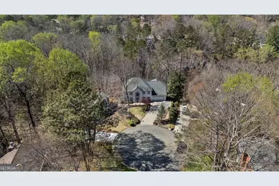 3373 Lake Crest Lane NE, Roswell, GA 30075 - Photo 3
