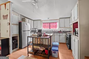 4609 Heidi Dr, Waycross, GA 31503 - Photo 7