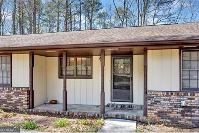 395 SW Cedar Lane SW, Conyers, GA 30094 - Photo 3