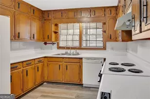 395 SW Cedar Ln SW, Conyers, GA 30094 - Photo 13