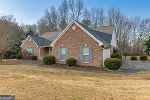 175 Still Water Ln, Jefferson, GA 30549 - Photo 3