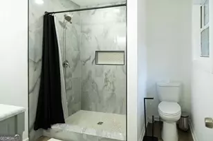 2160 SW Pekerson Rd, Atlanta, GA 30315 - Photo 9