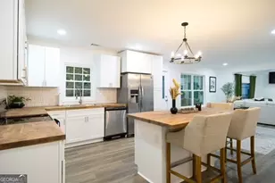 2160 SW Pekerson Rd, Atlanta, GA 30315 - Photo 3