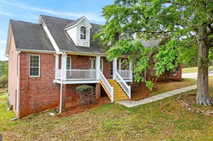 955 Mocassin Gap Rd, Locust Grove, GA 30248 - Photo 3