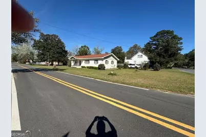 137 Fourth Street, Meldrim, GA 31318 - Photo 5