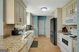 135 Valley Brook Dr, Newnan, GA 30265 - Photo 13