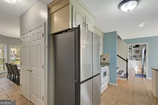 135 Valley Brook Dr, Newnan, GA 30265 - Photo 11