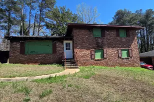 1932 Janet Ln, Decatur, GA 30035 - Photo 1