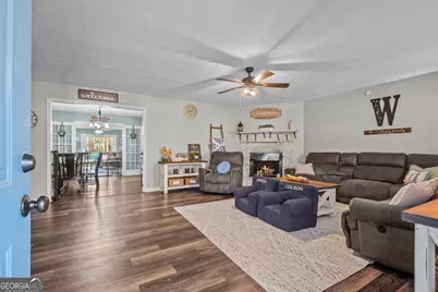 466 Grove Pointe Court, Locust Grove, GA 30248 - Photo 9