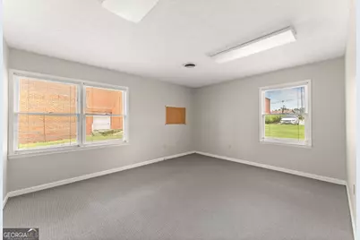 592 N Main Street, Cornelia, GA 30531 - Photo 29