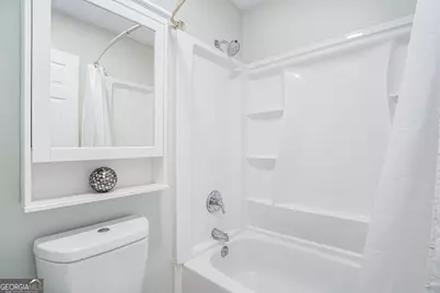 2106 Pine Heights Drive, Atlanta, GA 30324 - Photo 19