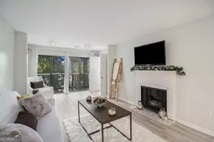 2106 Pine Heights Dr, Atlanta, GA 30324 - Photo 7