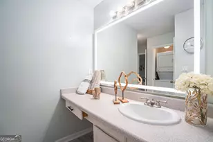 2106 Pine Heights Dr, Atlanta, GA 30324 - Photo 17