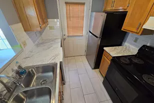629 Hanson St, Macon, GA 31206 - Photo 5