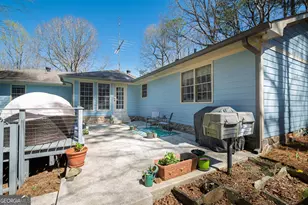 205 Woodland Dr, Zebulon, GA 30295 - Photo 9