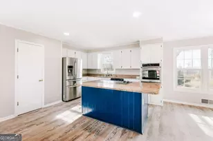 674 Yancey Rd, Arnoldsville, GA 30619 - Photo 21