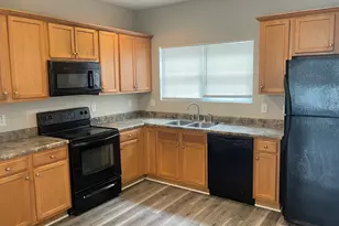 8220 Oakley Cir, Union City, GA 30291 - Photo 7