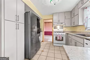 120 Chateau Cir, Fayetteville, GA 30215 - Photo 13