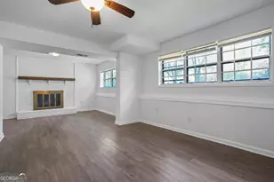 5809 Oakleaf Way, Stone Mountain, GA 30087 - Photo 9