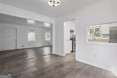 5809 Oakleaf Way, Stone Mountain, GA 30087 - Photo 5