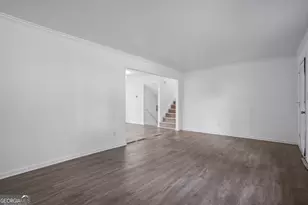 5809 Oakleaf Way, Stone Mountain, GA 30087 - Photo 7