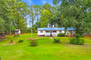 1565 E Lake Dr, Screven, GA 31560 - Photo 1