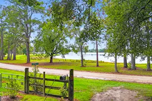 1565 E Lake Dr, Screven, GA 31560 - Photo 3
