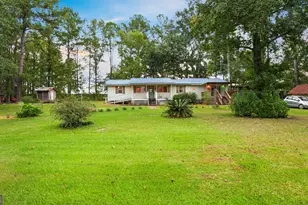 1565 E Lake Dr, Screven, GA 31560 - Photo 17