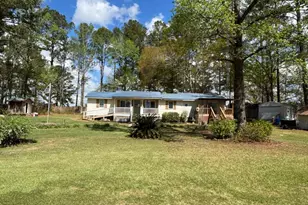 1565 E Lake Dr, Screven, GA 31560 - Photo 1