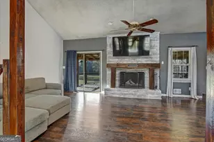 217 Lynn Dr, Fayetteville, GA 30215 - Photo 3