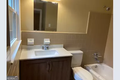 1710 Hallmark Drive, Griffin, GA 30223 - Photo 11