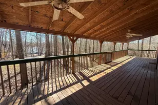 220 De La Taix, Lavonia, GA 30553 - Photo 9