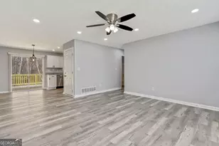 8730 Parliament Pl, Jonesboro, GA 30238 - Photo 5